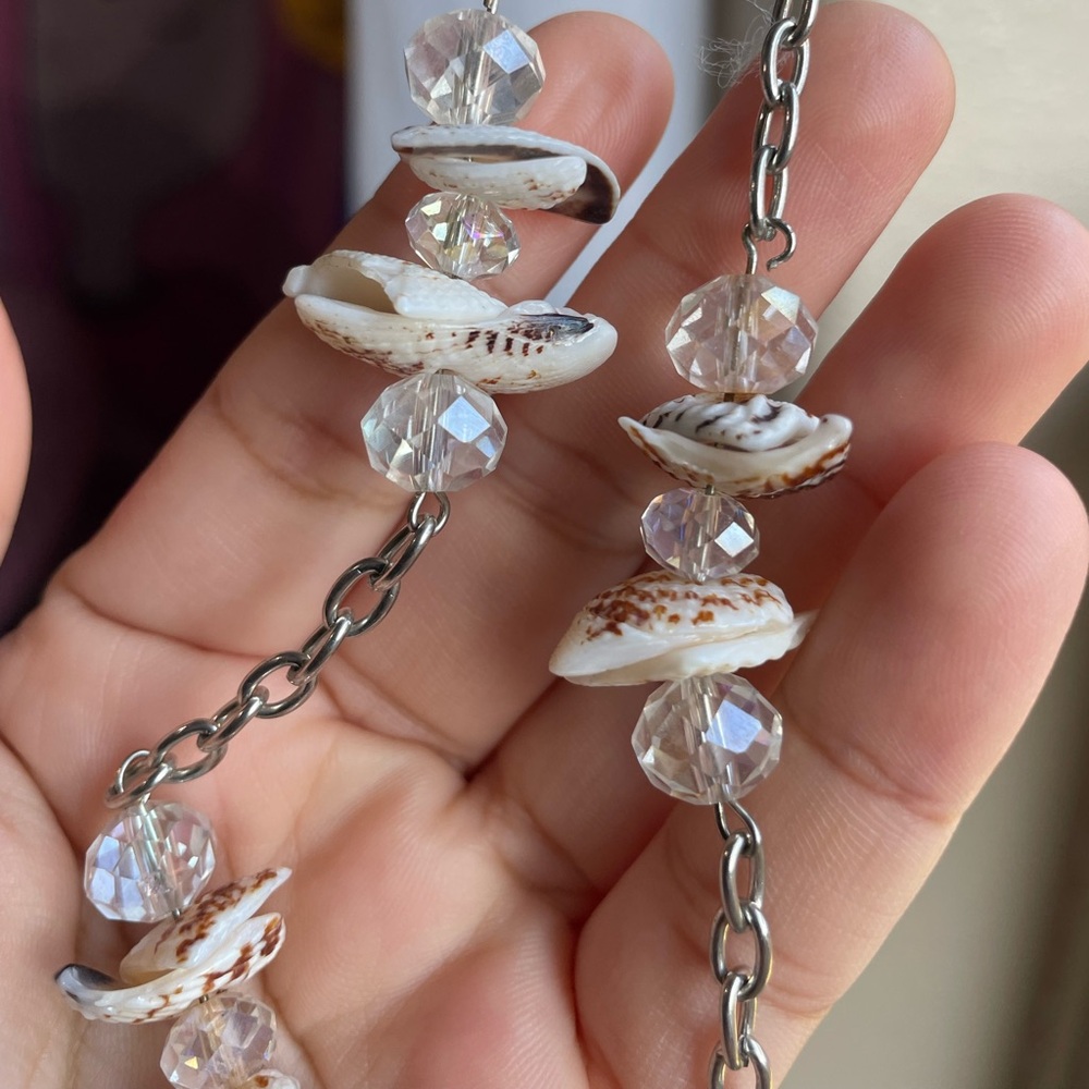 Women’s Beachy natural sea shell statement long necklace